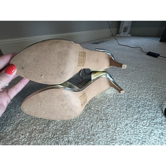 ASOS Metallic Gold Round Toe Ankle Strap Heels Size 4.5 - Picture 6 of 8